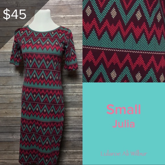 Lularoe Julia - S - Picture 1 of 1